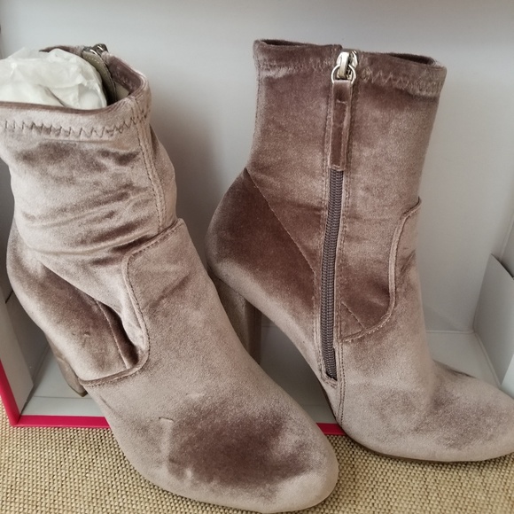Steve madden velour booties - Picture 2 of 7